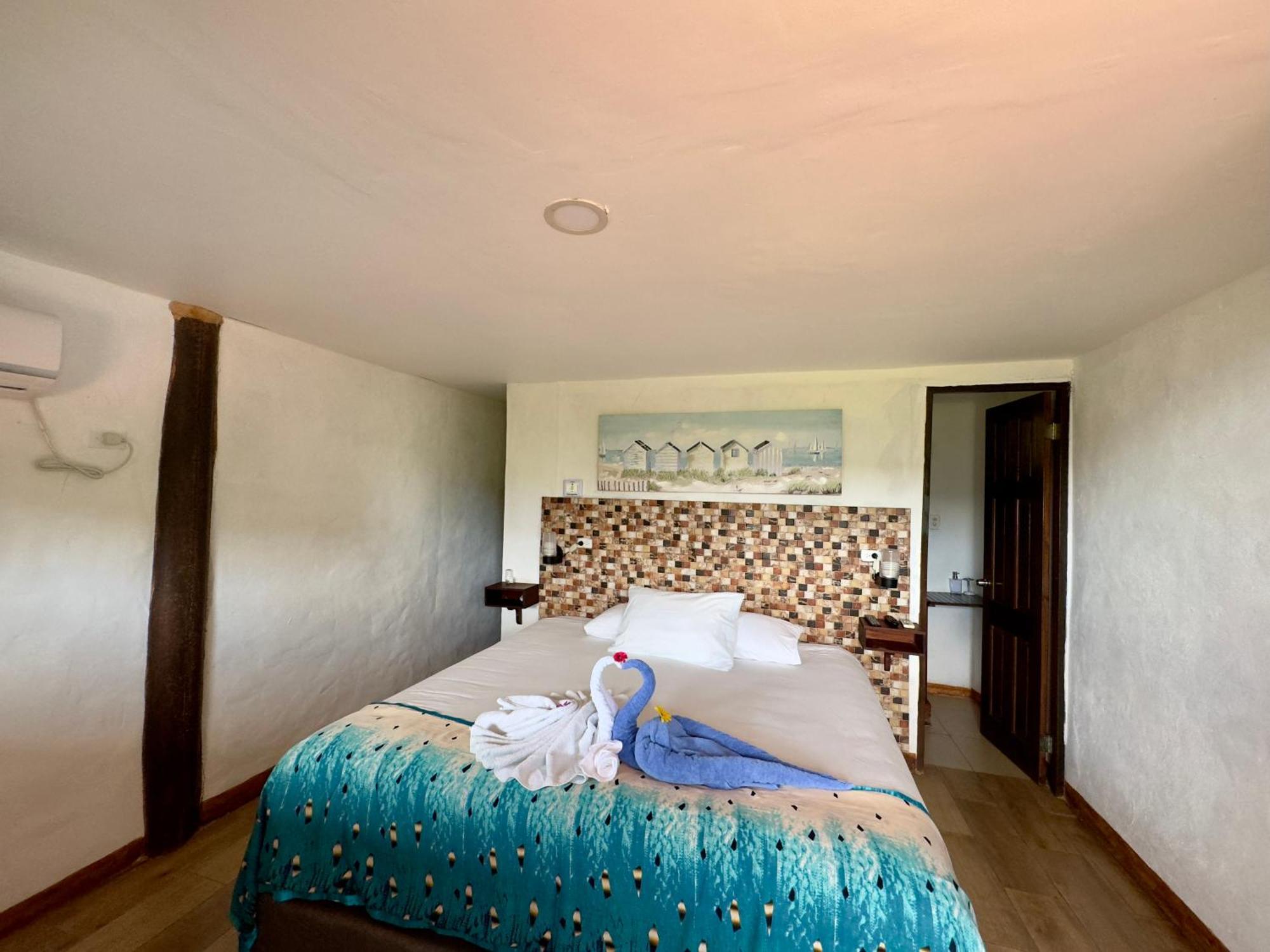 Hotel Ranchos De Chalia Panama à Portobelo Extérieur photo